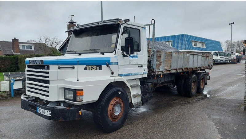 Scania T113-320 6X4 Kipper Steel Spring - Kippiauto kuorma-auto: kuva Scania T113-320 6X4 Kipper Steel Spring - Kippiauto kuorma-auto Scania T113-320 6X4 Kipper Steel Spring - Kippiauto kuorma-auto: kuva Scania T113-320 6X4 Kipper Steel Spring - Kippiauto kuorma-auto