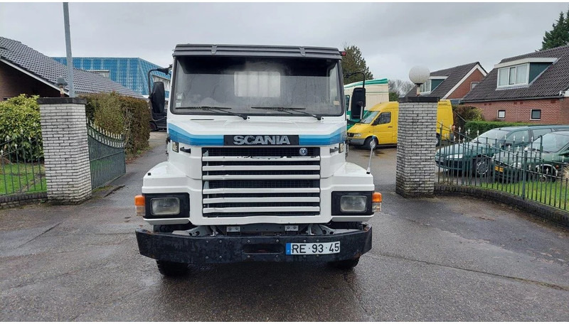 Scania T113-320 6X4 Kipper Steel Spring - Kippiauto kuorma-auto: kuva Scania T113-320 6X4 Kipper Steel Spring - Kippiauto kuorma-auto Scania T113-320 6X4 Kipper Steel Spring - Kippiauto kuorma-auto: kuva Scania T113-320 6X4 Kipper Steel Spring - Kippiauto kuorma-auto