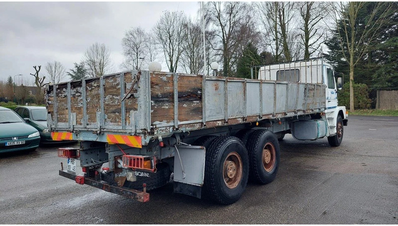 Scania T113-320 6X4 Kipper Steel Spring - Kippiauto kuorma-auto: kuva Scania T113-320 6X4 Kipper Steel Spring - Kippiauto kuorma-auto Scania T113-320 6X4 Kipper Steel Spring - Kippiauto kuorma-auto: kuva Scania T113-320 6X4 Kipper Steel Spring - Kippiauto kuorma-auto