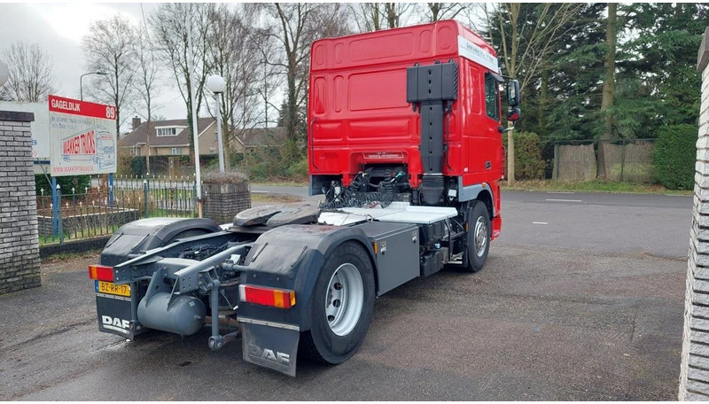 DAF XF 105.410 4X2 HYDRAULIC - Vetopöytäauto: kuva DAF XF 105.410 4X2 HYDRAULIC - Vetopöytäauto DAF XF 105.410 4X2 HYDRAULIC - Vetopöytäauto: kuva DAF XF 105.410 4X2 HYDRAULIC - Vetopöytäauto