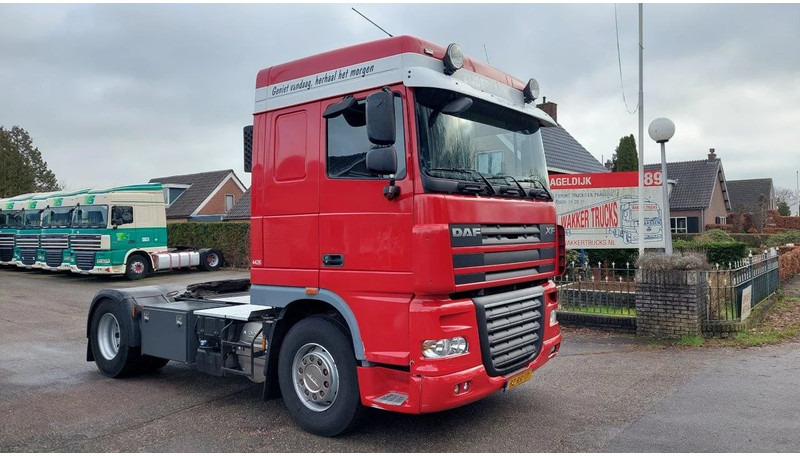 DAF XF 105.410 4X2 HYDRAULIC - Vetopöytäauto: kuva DAF XF 105.410 4X2 HYDRAULIC - Vetopöytäauto DAF XF 105.410 4X2 HYDRAULIC - Vetopöytäauto: kuva DAF XF 105.410 4X2 HYDRAULIC - Vetopöytäauto