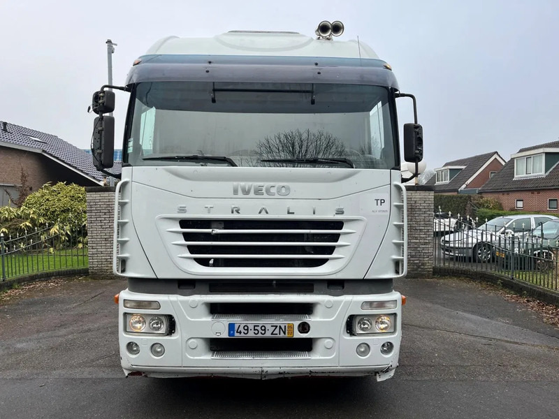 Iveco Stralis 440.48 MANUAL ZF GEARBOX ORIGINAL LOW MILEAGE - Vetopöytäauto: kuva Iveco Stralis 440.48 MANUAL ZF GEARBOX ORIGINAL LOW MILEAGE - Vetopöytäauto Iveco Stralis 440.48 MANUAL ZF GEARBOX ORIGINAL LOW MILEAGE - Vetopöytäauto: kuva Iveco Stralis 440.48 MANUAL ZF GEARBOX ORIGINAL LOW MILEAGE - Vetopöytäauto