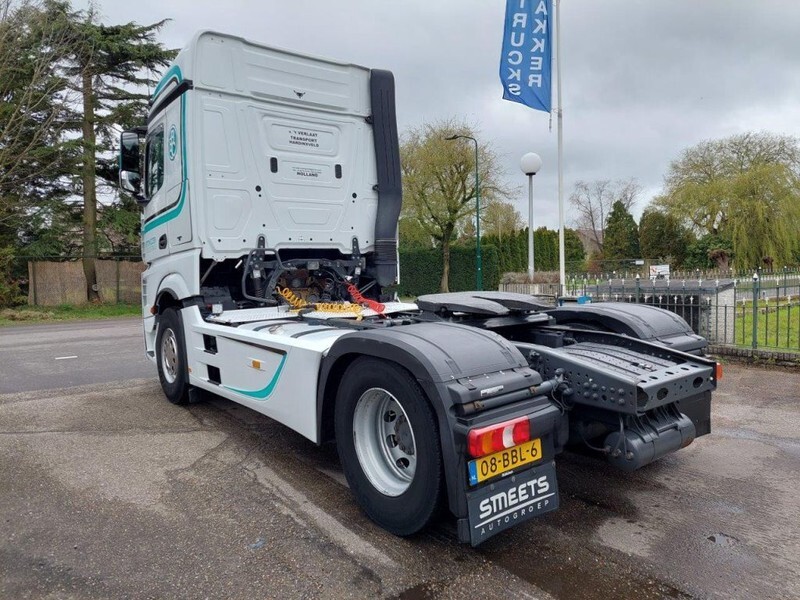 Mercedes-Benz Actros 1842 - Vetopöytäauto: kuva Mercedes-Benz Actros 1842 - Vetopöytäauto Mercedes-Benz Actros 1842 - Vetopöytäauto: kuva Mercedes-Benz Actros 1842 - Vetopöytäauto