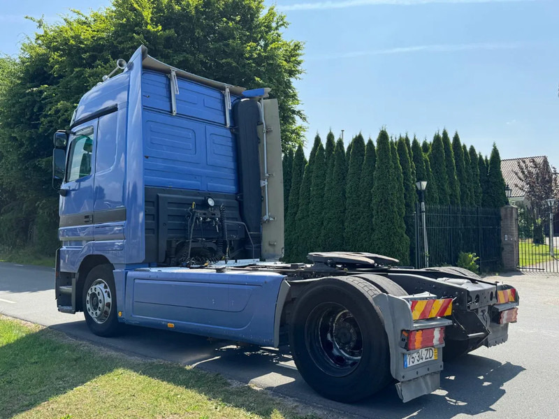 Mercedes-Benz Actros 1848 V8 EPS 3 PEDAL WITH RETARDER AND AIRCO - Vetopöytäauto: kuva Mercedes-Benz Actros 1848 V8 EPS 3 PEDAL WITH RETARDER AND AIRCO - Vetopöytäauto Mercedes-Benz Actros 1848 V8 EPS 3 PEDAL WITH RETARDER AND AIRCO - Vetopöytäauto: kuva Mercedes-Benz Actros 1848 V8 EPS 3 PEDAL WITH RETARDER AND AIRCO - Vetopöytäauto