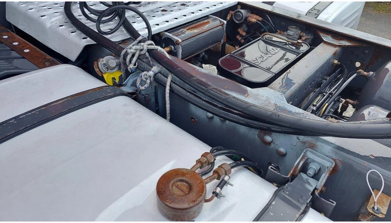 Vetopöytäauto Scania R124-360 360 MANUAL GEARBOX RETARDER HYDRAULIC PTO: kuva Vetopöytäauto Scania R124-360 360 MANUAL GEARBOX RETARDER HYDRAULIC PTO