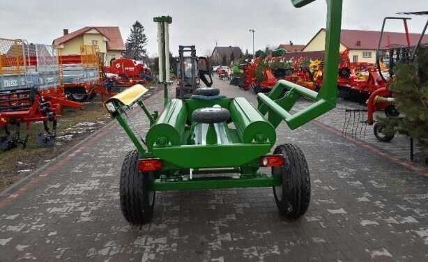 AWID CZYŻEW Owijarka F-2 - Käärijä: kuva AWID CZYŻEW Owijarka F-2 - Käärijä AWID CZYŻEW Owijarka F-2 - Käärijä: kuva AWID CZYŻEW Owijarka F-2 - Käärijä