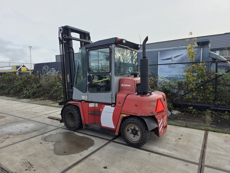 Kalmar DCE 55-6HM diesel heftruck 5.5 tons diesel heftruck - Dieseltrukki: kuva Kalmar DCE 55-6HM diesel heftruck 5.5 tons diesel heftruck - Dieseltrukki Kalmar DCE 55-6HM diesel heftruck 5.5 tons diesel heftruck - Dieseltrukki: kuva Kalmar DCE 55-6HM diesel heftruck 5.5 tons diesel heftruck - Dieseltrukki