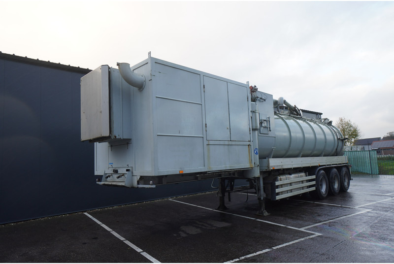 Burg 3 AXLE VACUUM TANK TRAILER SUCK AND PRESS - Säiliöpuoliperävaunu: kuva Burg 3 AXLE VACUUM TANK TRAILER SUCK AND PRESS - Säiliöpuoliperävaunu Burg 3 AXLE VACUUM TANK TRAILER SUCK AND PRESS - Säiliöpuoliperävaunu: kuva Burg 3 AXLE VACUUM TANK TRAILER SUCK AND PRESS - Säiliöpuoliperävaunu