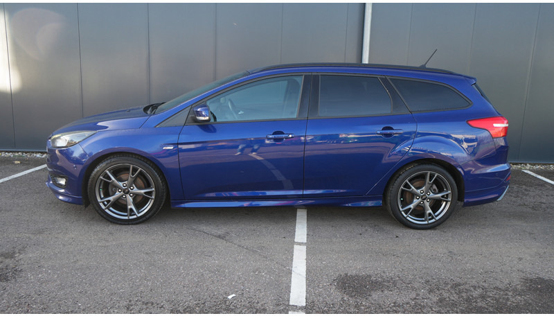 Ford Focus WAGON 1.5TDCI ST-Line - Minibussi, Pikkubussi: kuva Ford Focus WAGON 1.5TDCI ST-Line - Minibussi, Pikkubussi Ford Focus WAGON 1.5TDCI ST-Line - Minibussi, Pikkubussi: kuva Ford Focus WAGON 1.5TDCI ST-Line - Minibussi, Pikkubussi