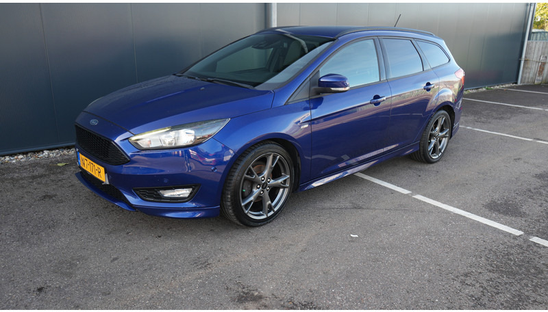Ford Focus WAGON 1.5TDCI ST-Line - Minibussi, Pikkubussi: kuva Ford Focus WAGON 1.5TDCI ST-Line - Minibussi, Pikkubussi Ford Focus WAGON 1.5TDCI ST-Line - Minibussi, Pikkubussi: kuva Ford Focus WAGON 1.5TDCI ST-Line - Minibussi, Pikkubussi