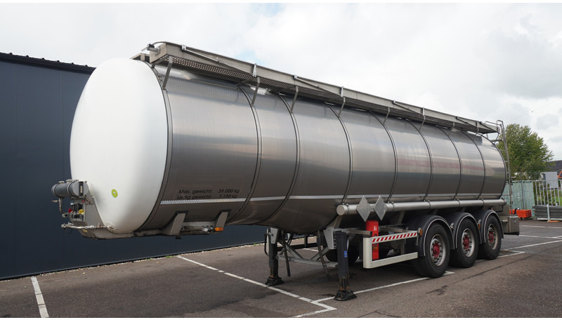 Indox 3 AXLE ADR CHEMICAL AD-BLUE TANK TRAILER 35.115LTR - Säiliöpuoliperävaunu: kuva Indox 3 AXLE ADR CHEMICAL AD-BLUE TANK TRAILER 35.115LTR - Säiliöpuoliperävaunu Indox 3 AXLE ADR CHEMICAL AD-BLUE TANK TRAILER 35.115LTR - Säiliöpuoliperävaunu: kuva Indox 3 AXLE ADR CHEMICAL AD-BLUE TANK TRAILER 35.115LTR - Säiliöpuoliperävaunu