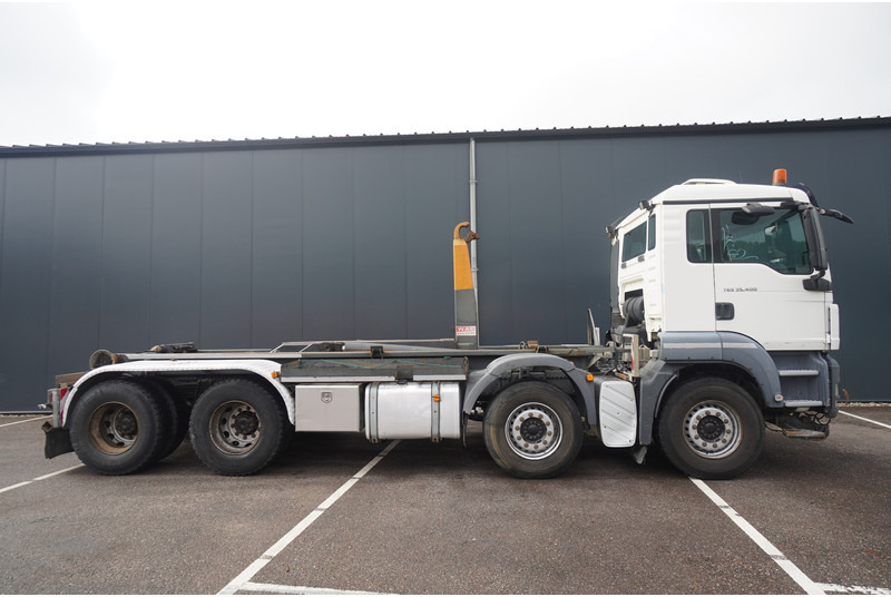 MAN TGS 35.400 8x4 HOOKARM SYSTEM MANUAL GEARBOX - Koukkulava kuorma-auto: kuva MAN TGS 35.400 8x4 HOOKARM SYSTEM MANUAL GEARBOX - Koukkulava kuorma-auto MAN TGS 35.400 8x4 HOOKARM SYSTEM MANUAL GEARBOX - Koukkulava kuorma-auto: kuva MAN TGS 35.400 8x4 HOOKARM SYSTEM MANUAL GEARBOX - Koukkulava kuorma-auto