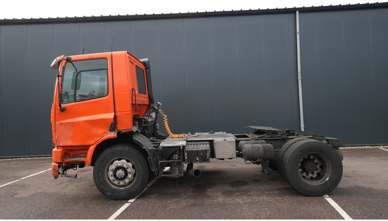 DAF CF 75/280 MANUAL GEARBOX 706.000KM - Vetopöytäauto: kuva DAF CF 75/280 MANUAL GEARBOX 706.000KM - Vetopöytäauto DAF CF 75/280 MANUAL GEARBOX 706.000KM - Vetopöytäauto: kuva DAF CF 75/280 MANUAL GEARBOX 706.000KM - Vetopöytäauto