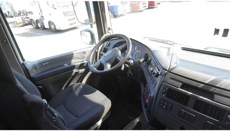 DAF XF 460 SC EURO 6 877.500KM - Vetopöytäauto: kuva DAF XF 460 SC EURO 6 877.500KM - Vetopöytäauto DAF XF 460 SC EURO 6 877.500KM - Vetopöytäauto: kuva DAF XF 460 SC EURO 6 877.500KM - Vetopöytäauto