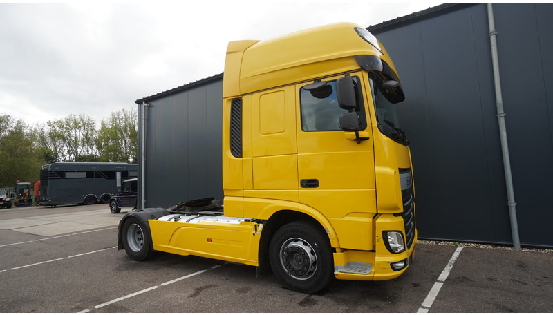 DAF XF 460 SSC EURO 6 - Vetopöytäauto: kuva DAF XF 460 SSC EURO 6 - Vetopöytäauto DAF XF 460 SSC EURO 6 - Vetopöytäauto: kuva DAF XF 460 SSC EURO 6 - Vetopöytäauto
