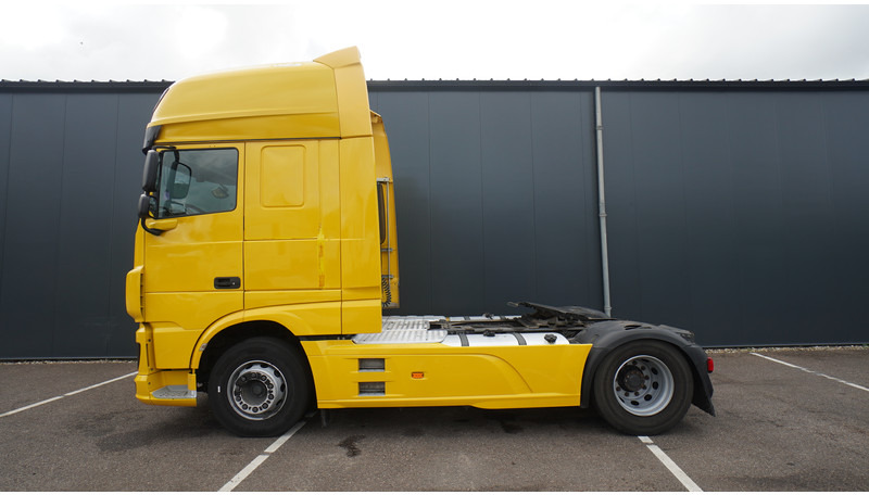 DAF XF 460 SSC EURO 6 - Vetopöytäauto: kuva DAF XF 460 SSC EURO 6 - Vetopöytäauto DAF XF 460 SSC EURO 6 - Vetopöytäauto: kuva DAF XF 460 SSC EURO 6 - Vetopöytäauto