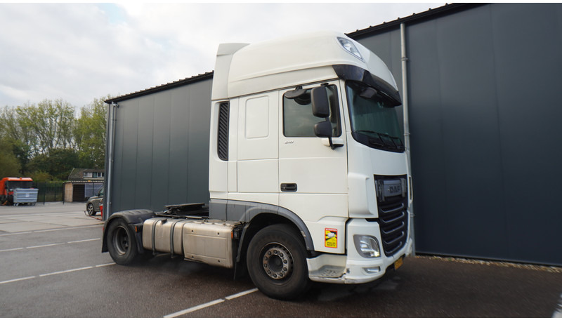 DAF XF510 FT SSC EURO 6 ENGINE PROBLEM - Vetopöytäauto: kuva DAF XF510 FT SSC EURO 6 ENGINE PROBLEM - Vetopöytäauto DAF XF510 FT SSC EURO 6 ENGINE PROBLEM - Vetopöytäauto: kuva DAF XF510 FT SSC EURO 6 ENGINE PROBLEM - Vetopöytäauto