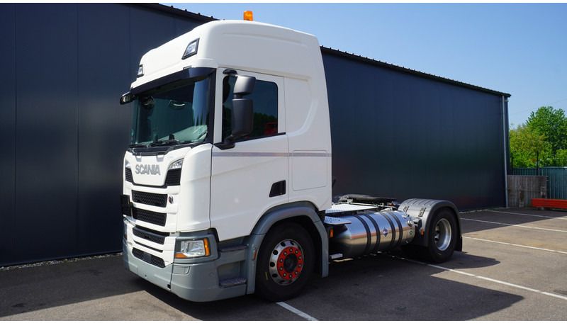 Scania R 410 LNG ADR 831.000KM RETARDER - Vetopöytäauto: kuva Scania R 410 LNG ADR 831.000KM RETARDER - Vetopöytäauto Scania R 410 LNG ADR 831.000KM RETARDER - Vetopöytäauto: kuva Scania R 410 LNG ADR 831.000KM RETARDER - Vetopöytäauto