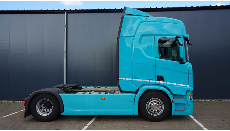 Scania R 450 TOPLINE EURO 6 RETARDER - Vetopöytäauto: kuva Scania R 450 TOPLINE EURO 6 RETARDER - Vetopöytäauto Scania R 450 TOPLINE EURO 6 RETARDER - Vetopöytäauto: kuva Scania R 450 TOPLINE EURO 6 RETARDER - Vetopöytäauto