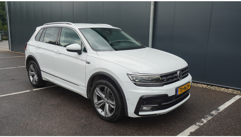 Volkswagen Tiguan 2.0 TDI R LINE 4MOTION - Minibussi, Pikkubussi: kuva Volkswagen Tiguan 2.0 TDI R LINE 4MOTION - Minibussi, Pikkubussi Volkswagen Tiguan 2.0 TDI R LINE 4MOTION - Minibussi, Pikkubussi: kuva Volkswagen Tiguan 2.0 TDI R LINE 4MOTION - Minibussi, Pikkubussi