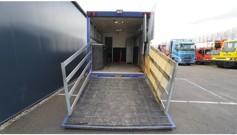 Volvo FL 6-9 HORSE TRANSPORT 341.000KM MANUAL GEARBOX - Hevosauto: kuva Volvo FL 6-9 HORSE TRANSPORT 341.000KM MANUAL GEARBOX - Hevosauto Volvo FL 6-9 HORSE TRANSPORT 341.000KM MANUAL GEARBOX - Hevosauto: kuva Volvo FL 6-9 HORSE TRANSPORT 341.000KM MANUAL GEARBOX - Hevosauto