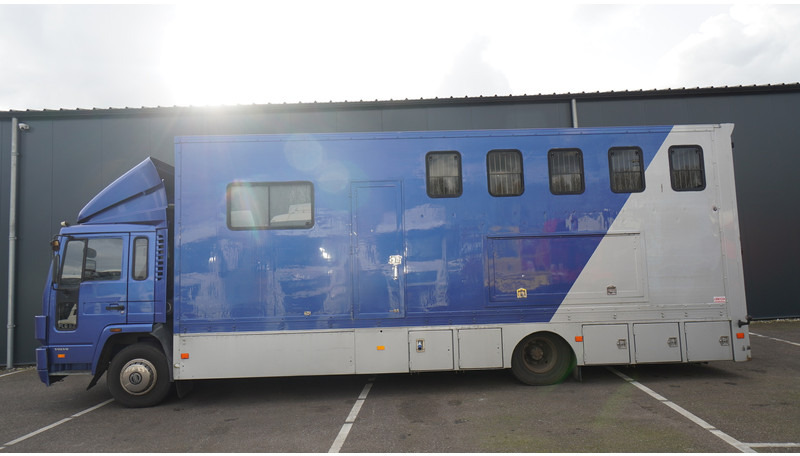 Volvo FL 6-9 HORSE TRANSPORT 341.000KM MANUAL GEARBOX - Hevosauto: kuva Volvo FL 6-9 HORSE TRANSPORT 341.000KM MANUAL GEARBOX - Hevosauto Volvo FL 6-9 HORSE TRANSPORT 341.000KM MANUAL GEARBOX - Hevosauto: kuva Volvo FL 6-9 HORSE TRANSPORT 341.000KM MANUAL GEARBOX - Hevosauto