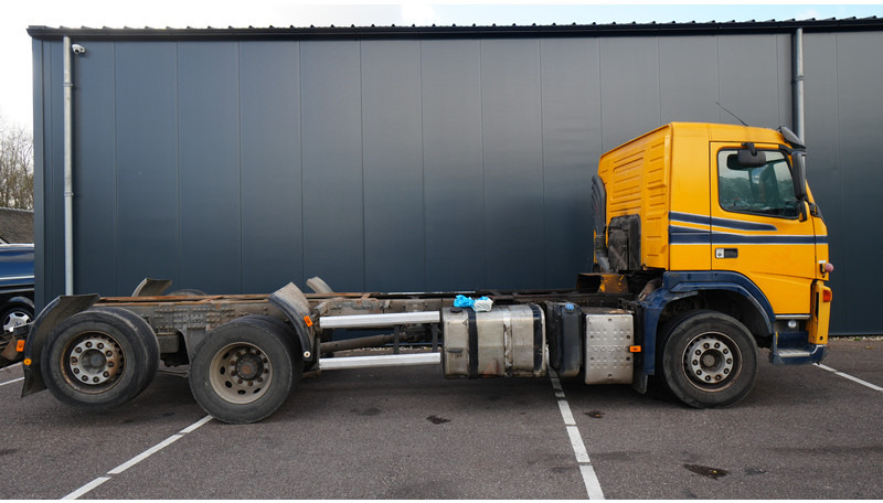 Volvo FM9 340 6X2 CHASSIS EURO 5 480000KM - Kuorma-auto alusta: kuva Volvo FM9 340 6X2 CHASSIS EURO 5 480000KM - Kuorma-auto alusta Volvo FM9 340 6X2 CHASSIS EURO 5 480000KM - Kuorma-auto alusta: kuva Volvo FM9 340 6X2 CHASSIS EURO 5 480000KM - Kuorma-auto alusta