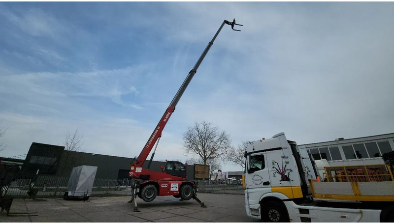 MAGNI 5.25, 2017, Remote, Airco, First owner, 25M - Kuormaaja: kuva MAGNI 5.25, 2017, Remote, Airco, First owner, 25M - Kuormaaja MAGNI 5.25, 2017, Remote, Airco, First owner, 25M - Kuormaaja: kuva MAGNI 5.25, 2017, Remote, Airco, First owner, 25M - Kuormaaja