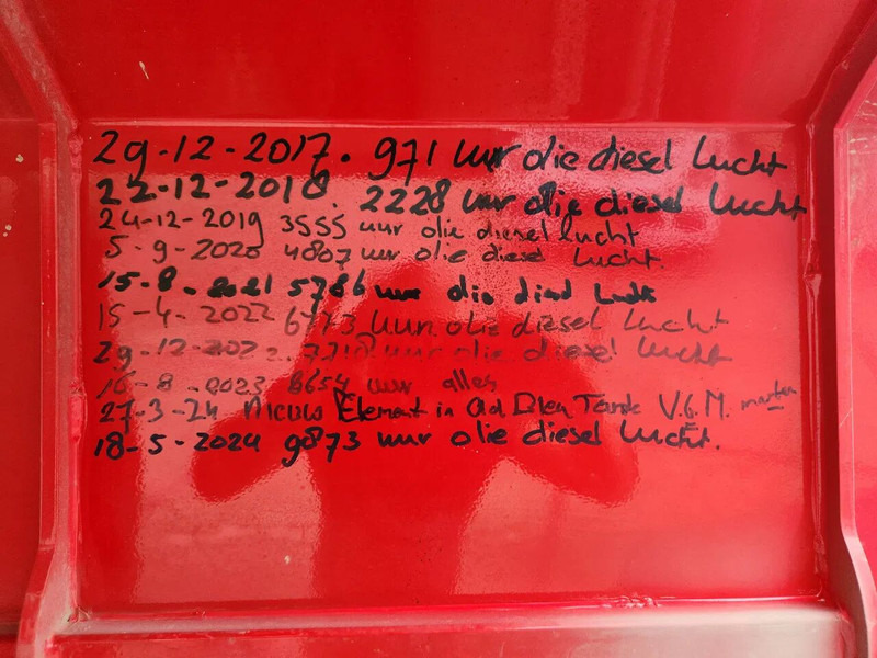 MAGNI 5.25, 2017, Remote, Airco, First owner, 25M - Kuormaaja: kuva MAGNI 5.25, 2017, Remote, Airco, First owner, 25M - Kuormaaja MAGNI 5.25, 2017, Remote, Airco, First owner, 25M - Kuormaaja: kuva MAGNI 5.25, 2017, Remote, Airco, First owner, 25M - Kuormaaja