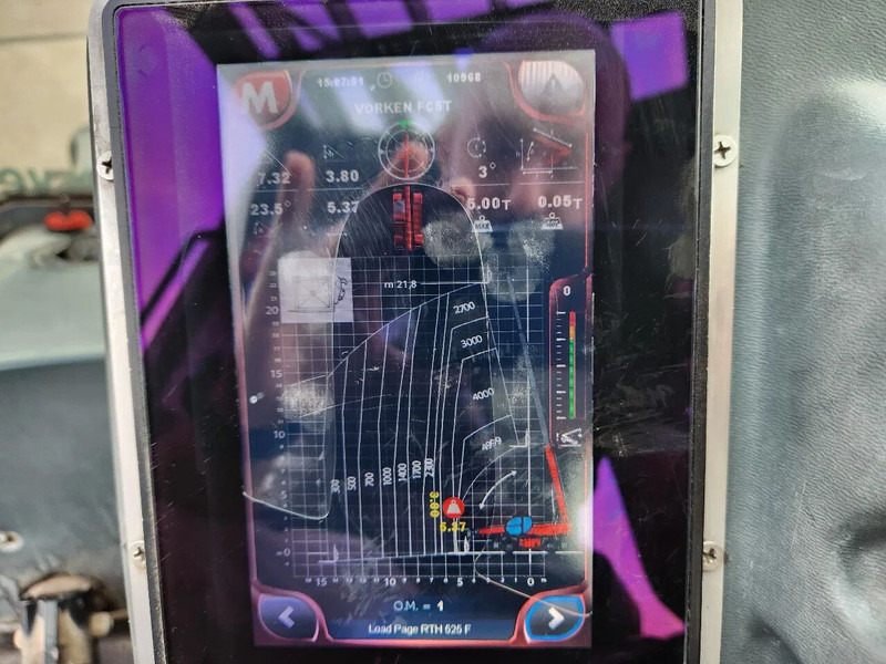 MAGNI 5.25, 2017, Remote, Airco, First owner, 25M - Kuormaaja: kuva MAGNI 5.25, 2017, Remote, Airco, First owner, 25M - Kuormaaja MAGNI 5.25, 2017, Remote, Airco, First owner, 25M - Kuormaaja: kuva MAGNI 5.25, 2017, Remote, Airco, First owner, 25M - Kuormaaja