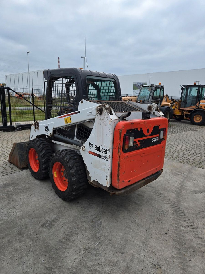 Bobcat S450 - Pyöräkuormaaja: kuva Bobcat S450 - Pyöräkuormaaja Bobcat S450 - Pyöräkuormaaja: kuva Bobcat S450 - Pyöräkuormaaja