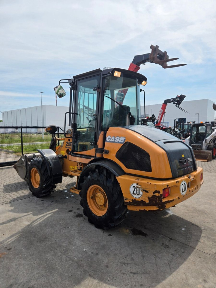 Case 21E - Pyöräkuormaaja: kuva  Case 21E - Pyöräkuormaaja Case 21E - Pyöräkuormaaja: kuva  Case 21E - Pyöräkuormaaja