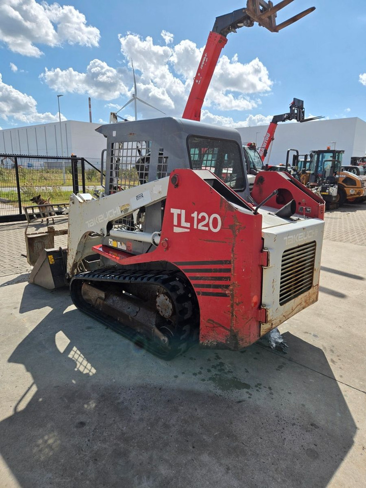 Takeuchi TL120 - Pyöräkuormaaja: kuva Takeuchi TL120 - Pyöräkuormaaja Takeuchi TL120 - Pyöräkuormaaja: kuva Takeuchi TL120 - Pyöräkuormaaja