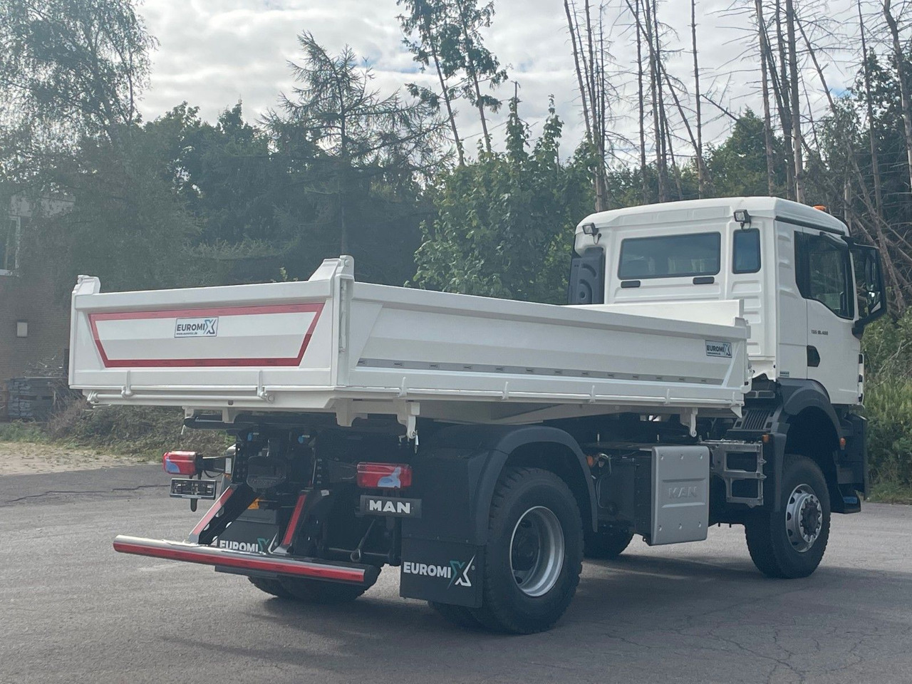 MAN TGS 18.400 TG3 4x4 Euro6e 3-Seiten-Kippe Euromix - Kippiauto kuorma-auto: kuva MAN TGS 18.400 TG3 4x4 Euro6e 3-Seiten-Kippe Euromix - Kippiauto kuorma-auto MAN TGS 18.400 TG3 4x4 Euro6e 3-Seiten-Kippe Euromix - Kippiauto kuorma-auto: kuva MAN TGS 18.400 TG3 4x4 Euro6e 3-Seiten-Kippe Euromix - Kippiauto kuorma-auto