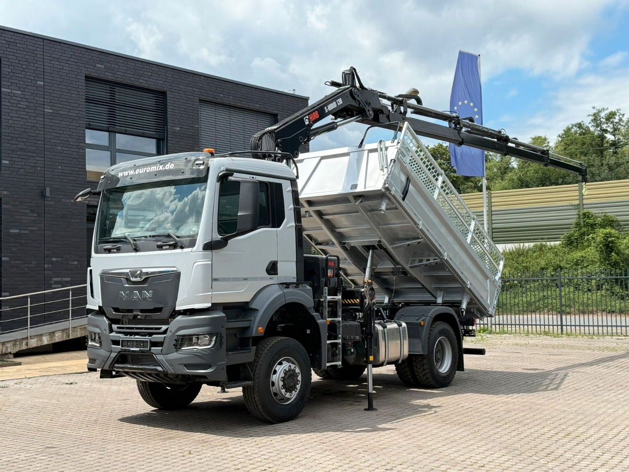 MAN TGS 18.400 TG3 4x4 Euro6e Hiab X-HiDuo 138DS-4 - Kippiauto kuorma-auto, Nosturiauto: kuva MAN TGS 18.400 TG3 4x4 Euro6e Hiab X-HiDuo 138DS-4 - Kippiauto kuorma-auto, Nosturiauto MAN TGS 18.400 TG3 4x4 Euro6e Hiab X-HiDuo 138DS-4 - Kippiauto kuorma-auto, Nosturiauto: kuva MAN TGS 18.400 TG3 4x4 Euro6e Hiab X-HiDuo 138DS-4 - Kippiauto kuorma-auto, Nosturiauto