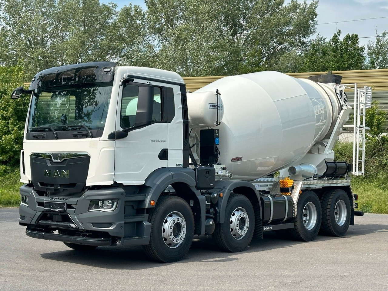 MAN TGS 32.440 8x4 / Euromix MTP EM 9 L - Betoniauto: kuva MAN TGS 32.440 8x4 / Euromix MTP EM 9 L - Betoniauto MAN TGS 32.440 8x4 / Euromix MTP EM 9 L - Betoniauto: kuva MAN TGS 32.440 8x4 / Euromix MTP EM 9 L - Betoniauto