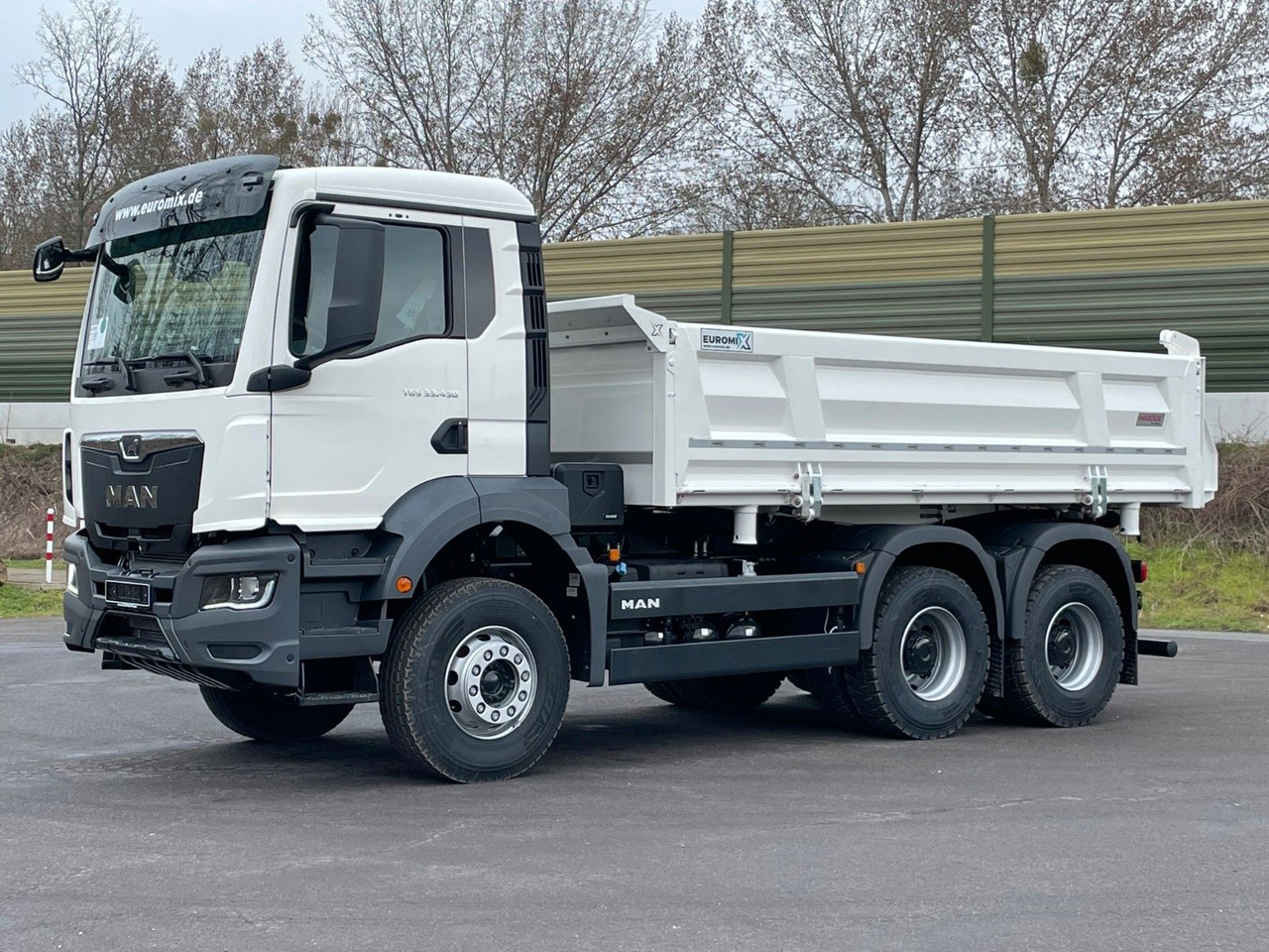 MAN TGS 33.440 6x4 /Euro6 3-Seiten-Kipper EuromixMTP - Kippiauto kuorma-auto: kuva MAN TGS 33.440 6x4 /Euro6 3-Seiten-Kipper EuromixMTP - Kippiauto kuorma-auto MAN TGS 33.440 6x4 /Euro6 3-Seiten-Kipper EuromixMTP - Kippiauto kuorma-auto: kuva MAN TGS 33.440 6x4 /Euro6 3-Seiten-Kipper EuromixMTP - Kippiauto kuorma-auto