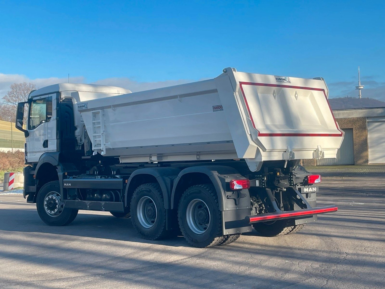 MAN TGS 33.440 6x6 /Euro6e Mulden-Kipper EuromixMTP - Kippiauto kuorma-auto: kuva MAN TGS 33.440 6x6 /Euro6e Mulden-Kipper EuromixMTP - Kippiauto kuorma-auto MAN TGS 33.440 6x6 /Euro6e Mulden-Kipper EuromixMTP - Kippiauto kuorma-auto: kuva MAN TGS 33.440 6x6 /Euro6e Mulden-Kipper EuromixMTP - Kippiauto kuorma-auto