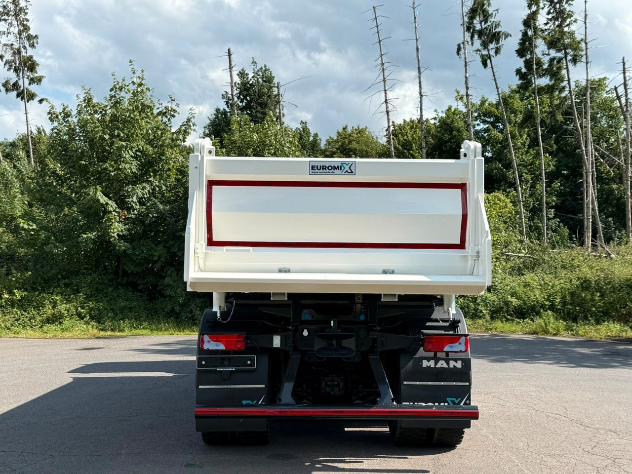 MAN TGS 35.480 8x6 EuromixMTP 3-Seiten-Kipper - Kippiauto kuorma-auto: kuva MAN TGS 35.480 8x6 EuromixMTP 3-Seiten-Kipper - Kippiauto kuorma-auto MAN TGS 35.480 8x6 EuromixMTP 3-Seiten-Kipper - Kippiauto kuorma-auto: kuva MAN TGS 35.480 8x6 EuromixMTP 3-Seiten-Kipper - Kippiauto kuorma-auto