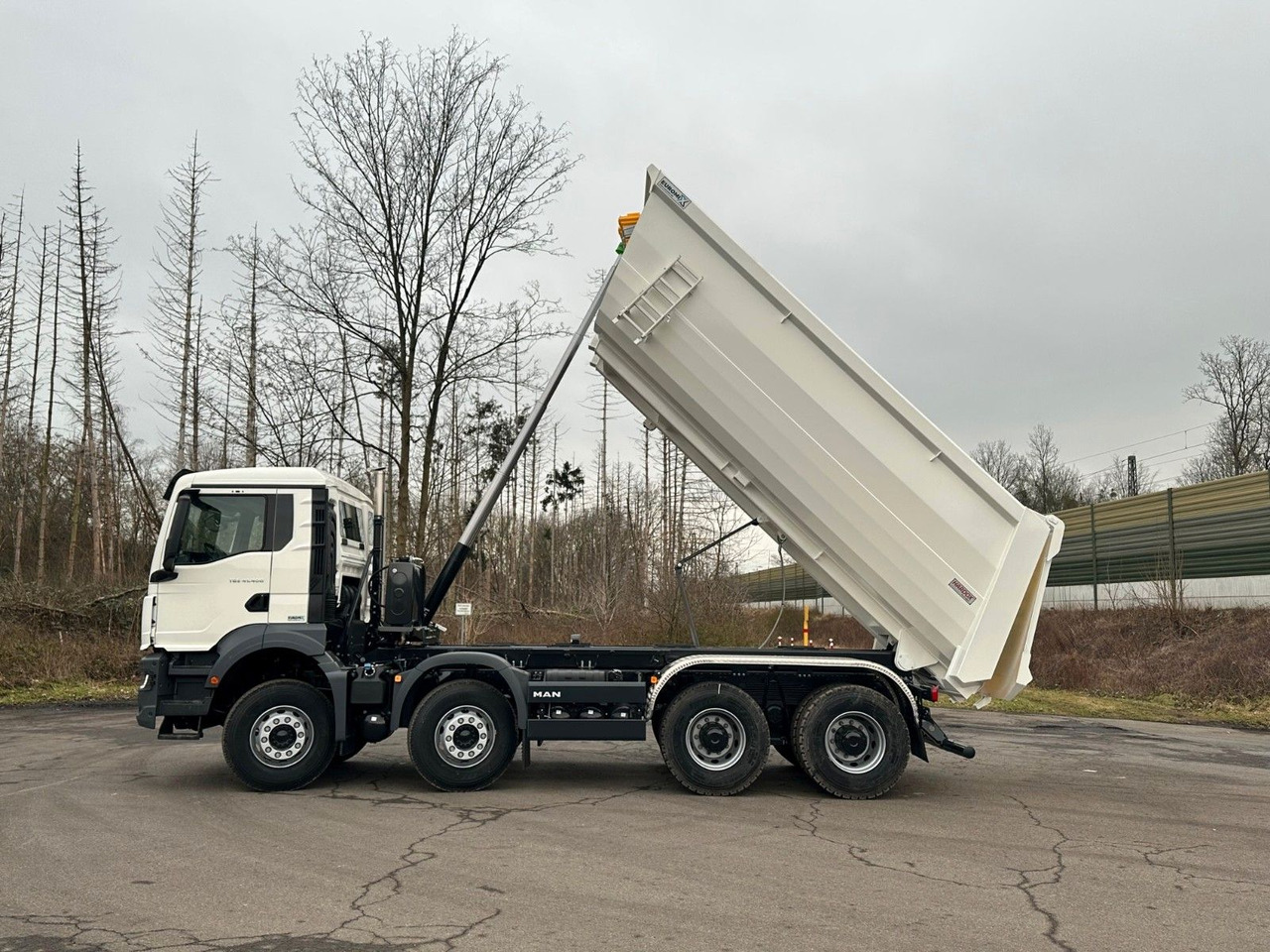 MAN TGS 41.400 8x4 / EUROMIX MTP 20m³/ EURO 5 - Nostovarsi-vaihtolavakuorma kuorma-auto: kuva MAN TGS 41.400 8x4 / EUROMIX MTP 20m³/ EURO 5 - Nostovarsi-vaihtolavakuorma kuorma-auto MAN TGS 41.400 8x4 / EUROMIX MTP 20m³/ EURO 5 - Nostovarsi-vaihtolavakuorma kuorma-auto: kuva MAN TGS 41.400 8x4 / EUROMIX MTP 20m³/ EURO 5 - Nostovarsi-vaihtolavakuorma kuorma-auto