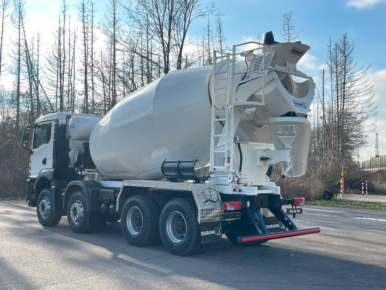 MAN TGS 41.400 8x4 / EuromixMTP EM 10m³ R / EURO 2 - Betoniauto: kuva MAN TGS 41.400 8x4 / EuromixMTP EM 10m³ R / EURO 2 - Betoniauto MAN TGS 41.400 8x4 / EuromixMTP EM 10m³ R / EURO 2 - Betoniauto: kuva MAN TGS 41.400 8x4 / EuromixMTP EM 10m³ R / EURO 2 - Betoniauto