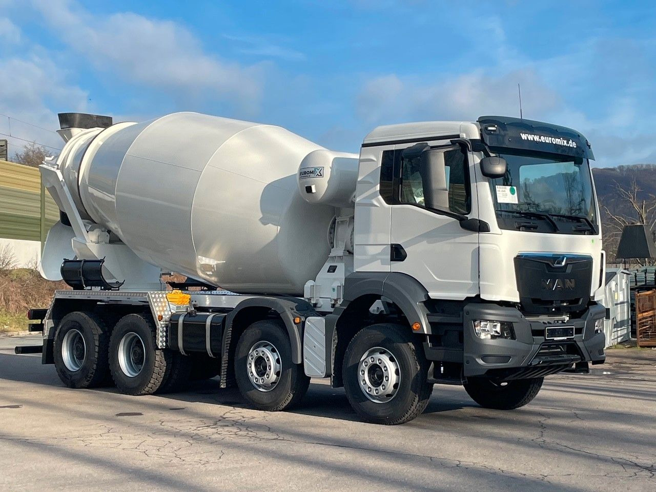 MAN TGS 41.400 8x4 / EuromixMTP EM 10m³ R/ EURO 5 - Betoniauto: kuva MAN TGS 41.400 8x4 / EuromixMTP EM 10m³ R/ EURO 5 - Betoniauto MAN TGS 41.400 8x4 / EuromixMTP EM 10m³ R/ EURO 5 - Betoniauto: kuva MAN TGS 41.400 8x4 / EuromixMTP EM 10m³ R/ EURO 5 - Betoniauto
