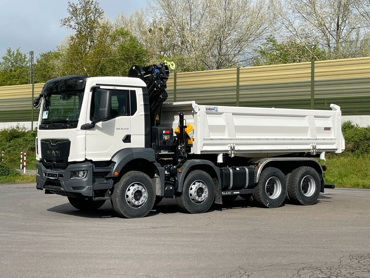MAN TGS 41.480 8x4/Euro6e Euromix Kipper Hiab 228-6 - Kippiauto kuorma-auto, Nosturiauto: kuva MAN TGS 41.480 8x4/Euro6e Euromix Kipper Hiab 228-6 - Kippiauto kuorma-auto, Nosturiauto MAN TGS 41.480 8x4/Euro6e Euromix Kipper Hiab 228-6 - Kippiauto kuorma-auto, Nosturiauto: kuva MAN TGS 41.480 8x4/Euro6e Euromix Kipper Hiab 228-6 - Kippiauto kuorma-auto, Nosturiauto