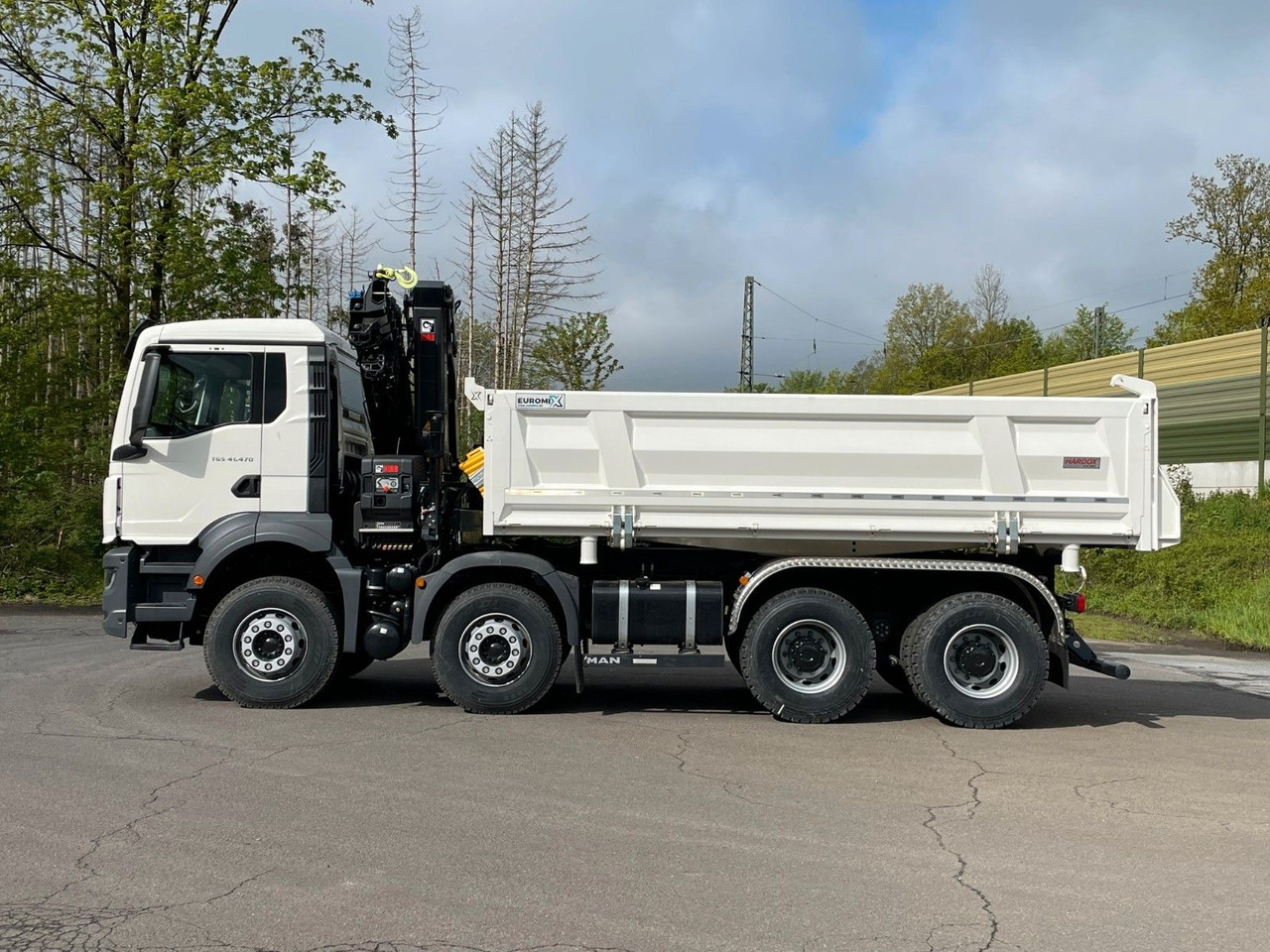 MAN TGS 41.480 8x4/Euro6e Euromix Kipper Hiab 228-6 - Kippiauto kuorma-auto, Nosturiauto: kuva MAN TGS 41.480 8x4/Euro6e Euromix Kipper Hiab 228-6 - Kippiauto kuorma-auto, Nosturiauto MAN TGS 41.480 8x4/Euro6e Euromix Kipper Hiab 228-6 - Kippiauto kuorma-auto, Nosturiauto: kuva MAN TGS 41.480 8x4/Euro6e Euromix Kipper Hiab 228-6 - Kippiauto kuorma-auto, Nosturiauto