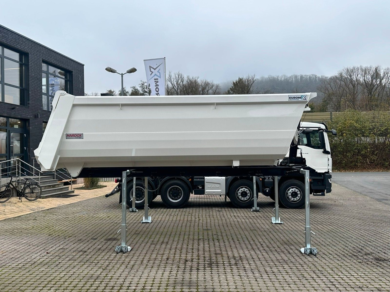 MAN TGS 41.480 8x4 WECHSELSYSTEM KIPPER+MISCHER - Betoniauto, Päällirakenteet-kippiauto: kuva MAN TGS 41.480 8x4 WECHSELSYSTEM KIPPER+MISCHER - Betoniauto, Päällirakenteet-kippiauto MAN TGS 41.480 8x4 WECHSELSYSTEM KIPPER+MISCHER - Betoniauto, Päällirakenteet-kippiauto: kuva MAN TGS 41.480 8x4 WECHSELSYSTEM KIPPER+MISCHER - Betoniauto, Päällirakenteet-kippiauto