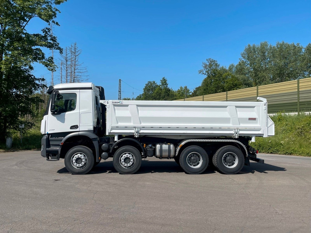 Mercedes-Benz 4145 8X4 Euromix EMT 3-Seiten-Kipper Mercedes-Benz 4145 8X4 Euromix EMT 3-Seiten-Kipper - Kippiauto kuorma-auto: kuva Mercedes-Benz 4145 8X4 Euromix EMT 3-Seiten-Kipper Mercedes-Benz 4145 8X4 Euromix EMT 3-Seiten-Kipper - Kippiauto kuorma-auto Mercedes-Benz 4145 8X4 Euromix EMT 3-Seiten-Kipper Mercedes-Benz 4145 8X4 Euromix EMT 3-Seiten-Kipper - Kippiauto kuorma-auto: kuva Mercedes-Benz 4145 8X4 Euromix EMT 3-Seiten-Kipper Mercedes-Benz 4145 8X4 Euromix EMT 3-Seiten-Kipper - Kippiauto kuorma-auto