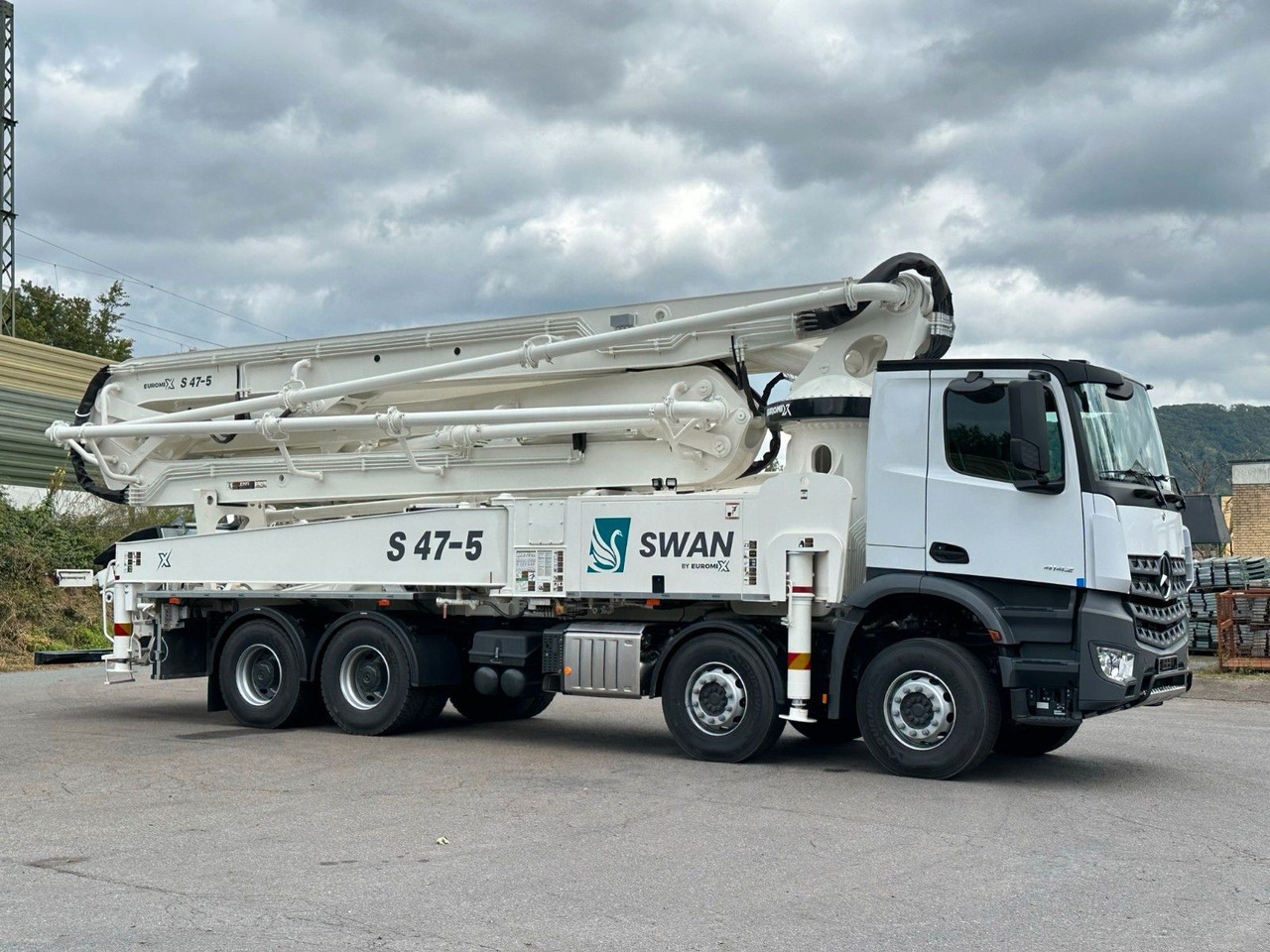 Leasing  Mercedes-Benz Arocs 5 4142  8x4 SWAN TSP 47-5 160RZ ( 47m ) Mercedes-Benz Arocs 5 4142  8x4 SWAN TSP 47-5 160RZ ( 47m ): kuva Leasing  Mercedes-Benz Arocs 5 4142  8x4 SWAN TSP 47-5 160RZ ( 47m ) Mercedes-Benz Arocs 5 4142  8x4 SWAN TSP 47-5 160RZ ( 47m )
