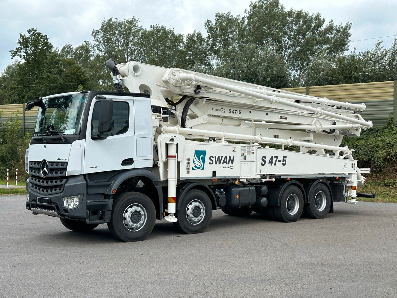 Mercedes-Benz Arocs 5 4142 8x4 SWAN TSP 47-5 160RZ ( 47m ) - Betoniauto: kuva Mercedes-Benz Arocs 5 4142 8x4 SWAN TSP 47-5 160RZ ( 47m ) - Betoniauto Mercedes-Benz Arocs 5 4142 8x4 SWAN TSP 47-5 160RZ ( 47m ) - Betoniauto: kuva Mercedes-Benz Arocs 5 4142 8x4 SWAN TSP 47-5 160RZ ( 47m ) - Betoniauto