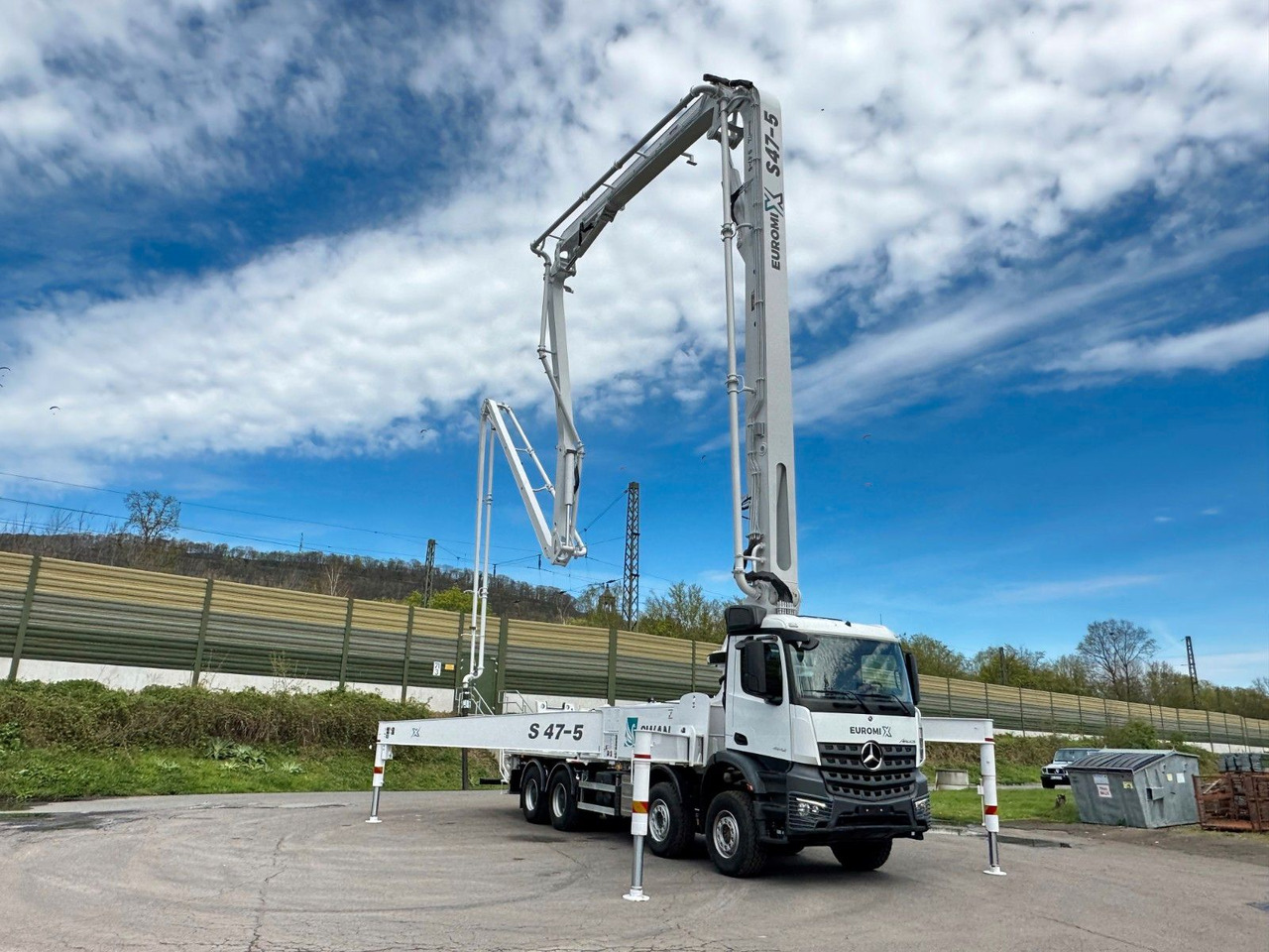 Mercedes-Benz Arocs 5 4542 8x4 SWAN TSP 47-5 160RZ ( 47m ) - Betonipumppuauto: kuva Mercedes-Benz Arocs 5 4542 8x4 SWAN TSP 47-5 160RZ ( 47m ) - Betonipumppuauto Mercedes-Benz Arocs 5 4542 8x4 SWAN TSP 47-5 160RZ ( 47m ) - Betonipumppuauto: kuva Mercedes-Benz Arocs 5 4542 8x4 SWAN TSP 47-5 160RZ ( 47m ) - Betonipumppuauto
