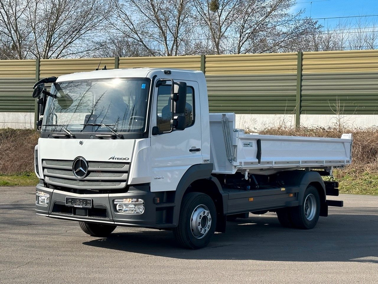 Mercedes-Benz Atego 1224 K EuromixMTP 3-Seiten-Kipper - Kippiauto kuorma-auto: kuva Mercedes-Benz Atego 1224 K EuromixMTP 3-Seiten-Kipper - Kippiauto kuorma-auto Mercedes-Benz Atego 1224 K EuromixMTP 3-Seiten-Kipper - Kippiauto kuorma-auto: kuva Mercedes-Benz Atego 1224 K EuromixMTP 3-Seiten-Kipper - Kippiauto kuorma-auto